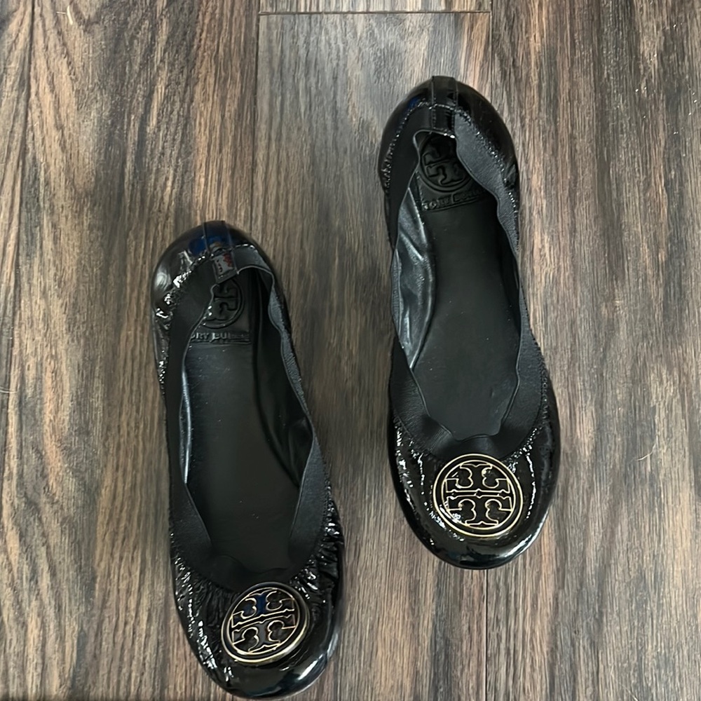 AUTHENTIC Tory Burch flats